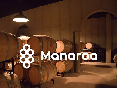 Manaroa | Wine Branding brand design branding graphic design logo packaging photoshop wine design wine label wine packaging