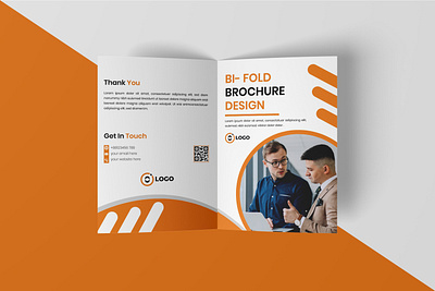 Bi-fold brochures graphic