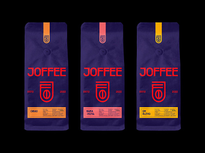 Free Coffee Bags Mockups branding coffee coffee bag design download free freebie identity logo mockup mockups psd template typography