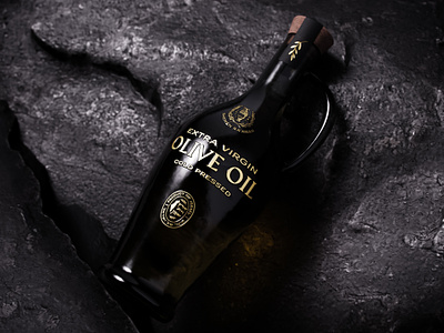 Shemen Ra'anan Olive Oil Bottle 3d bottle branding graphic design packaging
