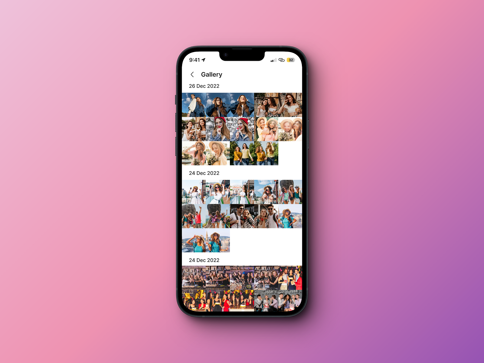 A photo gallery screen with images by Parisa Md on Dribbble