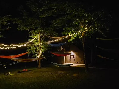 Celebrating new year - Apple Vision Pro VR 2024 2025 3d animation apple vision pro ar celebration confetti design dubai experience interactive interface new year os spatial computing ui ux virtual reality vr