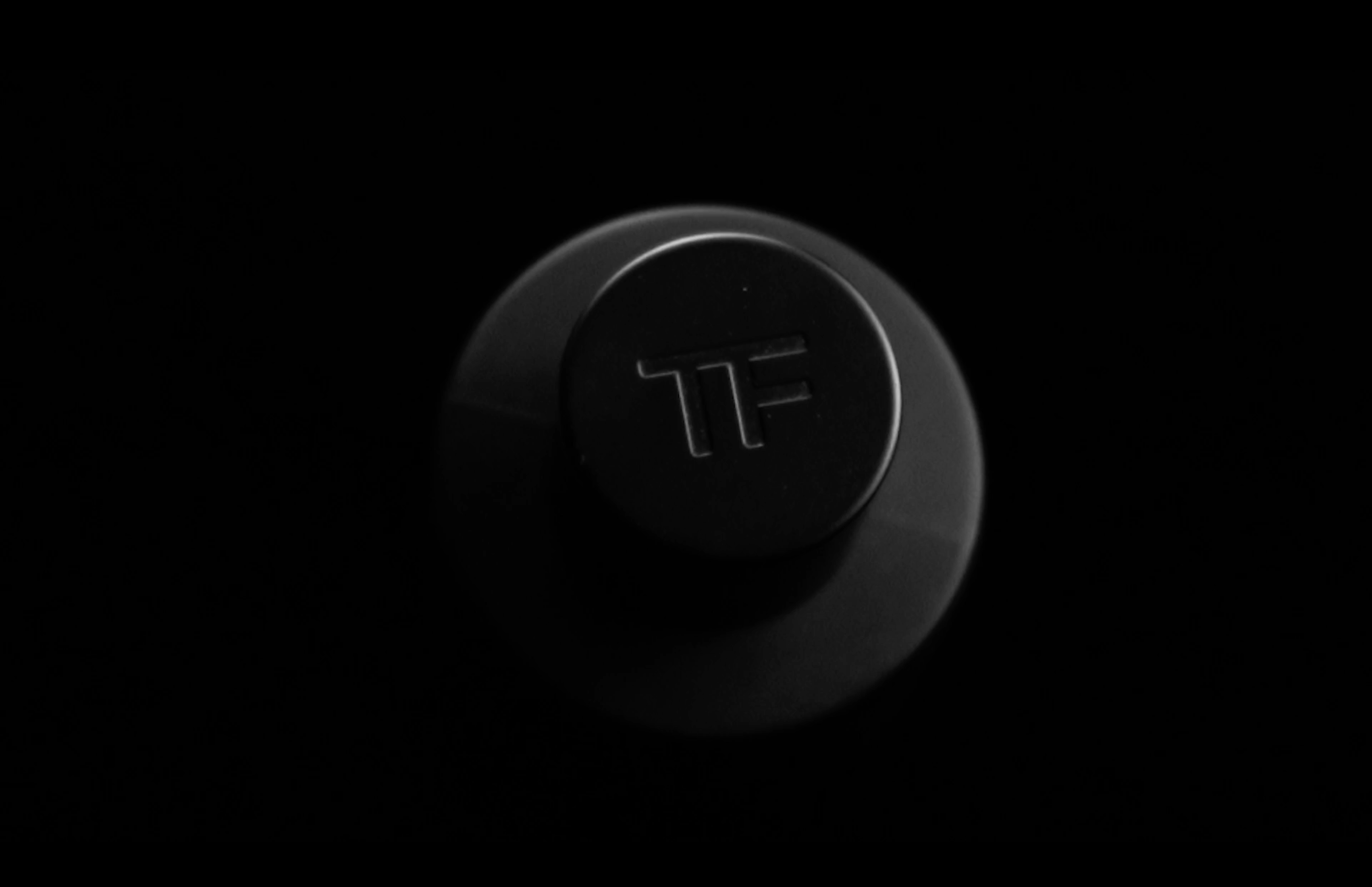 Tom Ford - 3D Video for Ombré Leather Concept 3d motion graphics