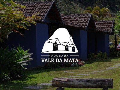 Pousada Vale da Mata branding breakfast design designcapixaba girandoideias graphic design hospitality hotel inn lodging logo logotype pedra azul pousada rooster tourism turismo