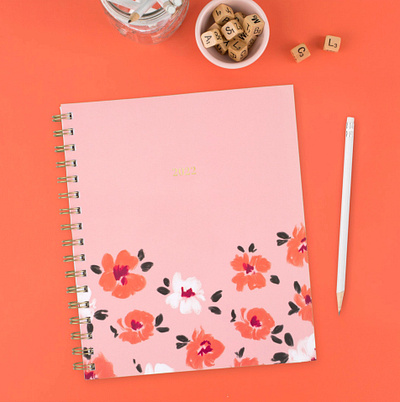 Floral pattern for Cambridge planner cover floral flower illustration painting pattern pattern design photoshop procreate surface pattern