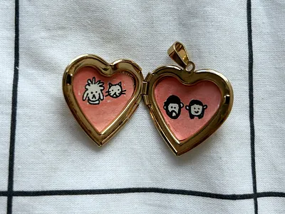 Corazón charm doodle girl love necklace