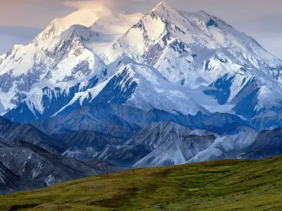 Mountain Animation 3D animation motion graphics