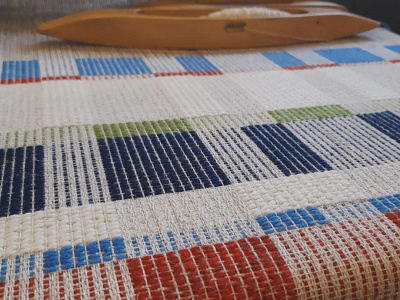 Handwoven halvdräll textiles for Helde | Handweaving Studio