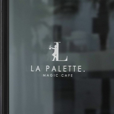 LA PALETTE / CAFE LOGO cafe logo magic magician