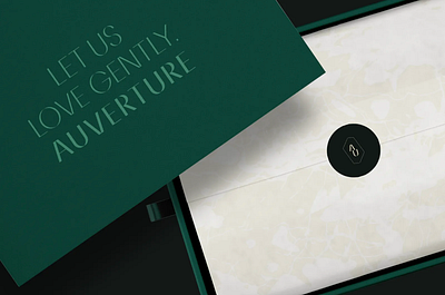 Auverture box branding graphic design jewellery logo luxury minimalist present