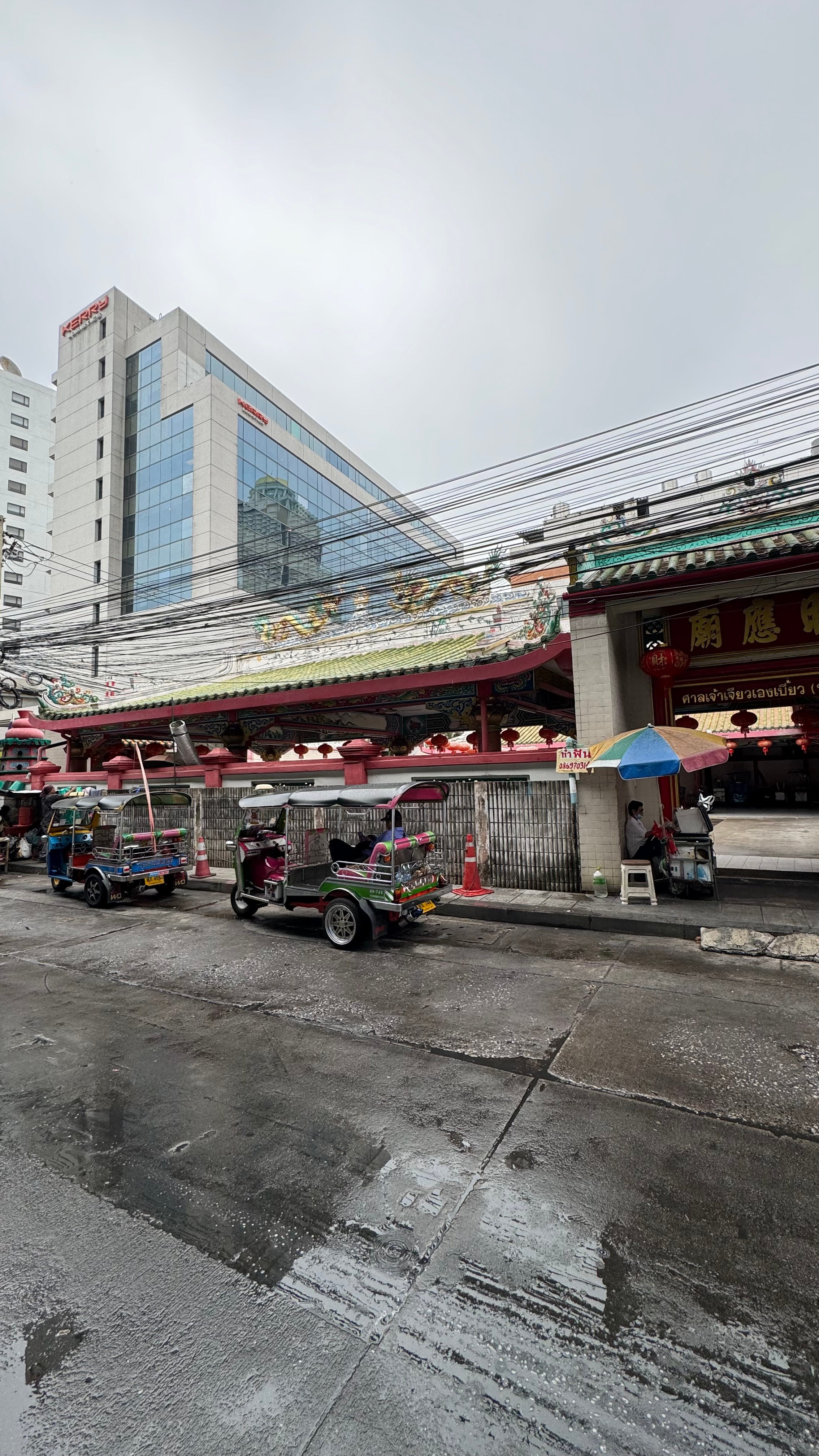 Vibrant Visions: Capturing the Essence of Bangkok ancient city bangkok bangkok bliss bangkok eats buddha floating markets grand palace photography pourianaseri river of bangkok thai life thailand thailand travelgram travel tuk tuk