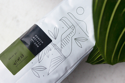 Honour Coffee Packaging — Illustration Details blend canopy coffe coffee bag illustrations jaguar linework minimal packaging sloth spot illustrations tucan