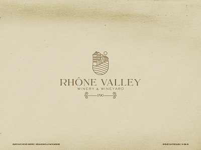 Rhône Valley france logotype old fashioned packaging wine winery wineyard