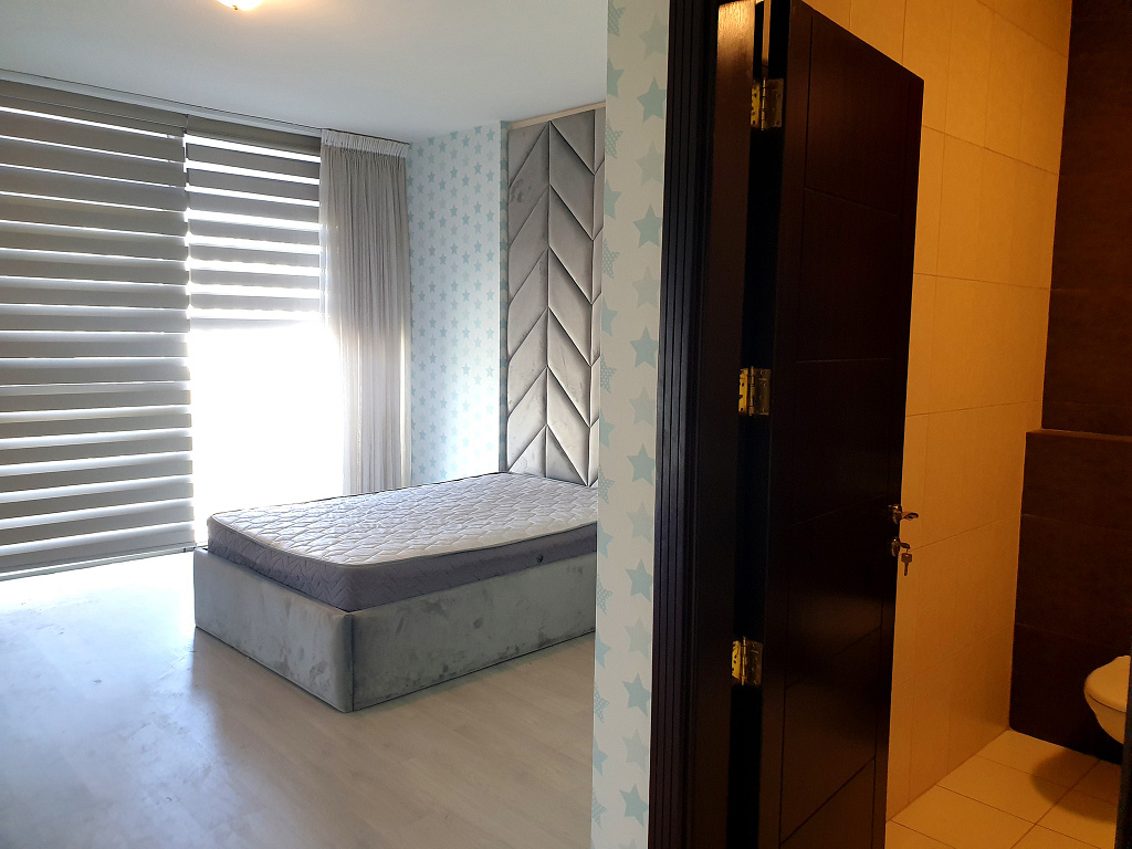 For rent Deir Ghbar Apartment - Image 7