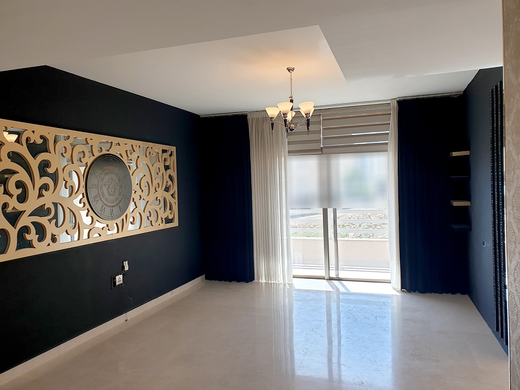 For rent Deir Ghbar Apartment - Image 3