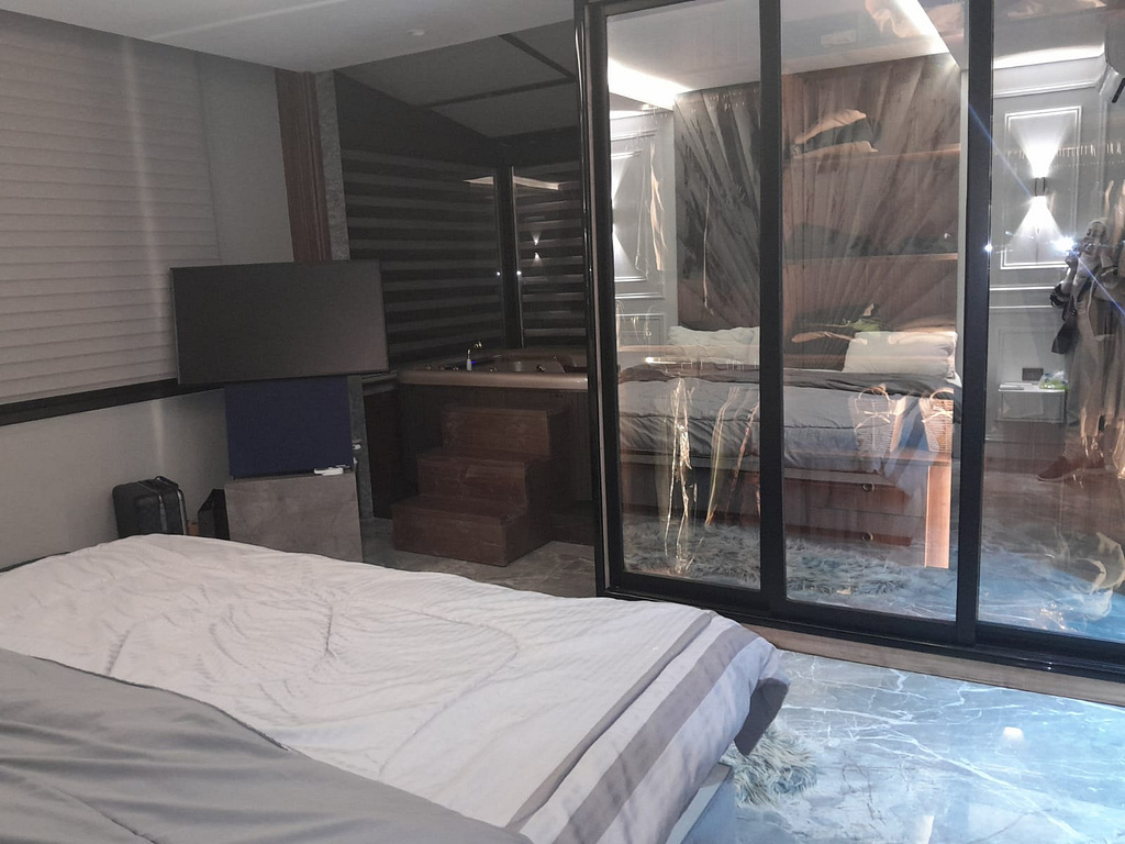 For rent Deir Ghbar Apartment - Image 6