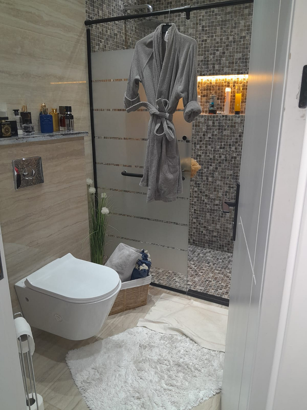 For rent Deir Ghbar Apartment - Image 7