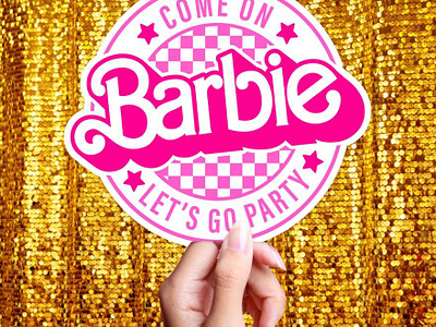 Barbie Dreams: How to Create the Perfect Barbie-themed Photo Boo birthday photo prop photobooth photography