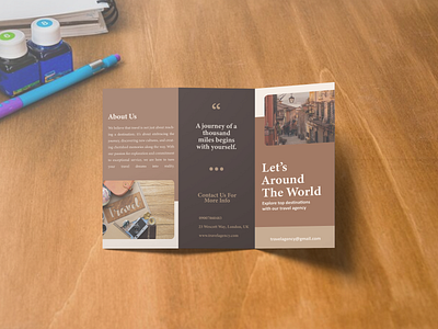 Brochure with Mockup adobe photoshop cc adobep art branding brochure design graphic design illustration logo photoshop poster vector