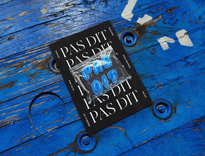 Pas dit | Poster 011 3d black blue design graphic design music plastic poster typo typo poster