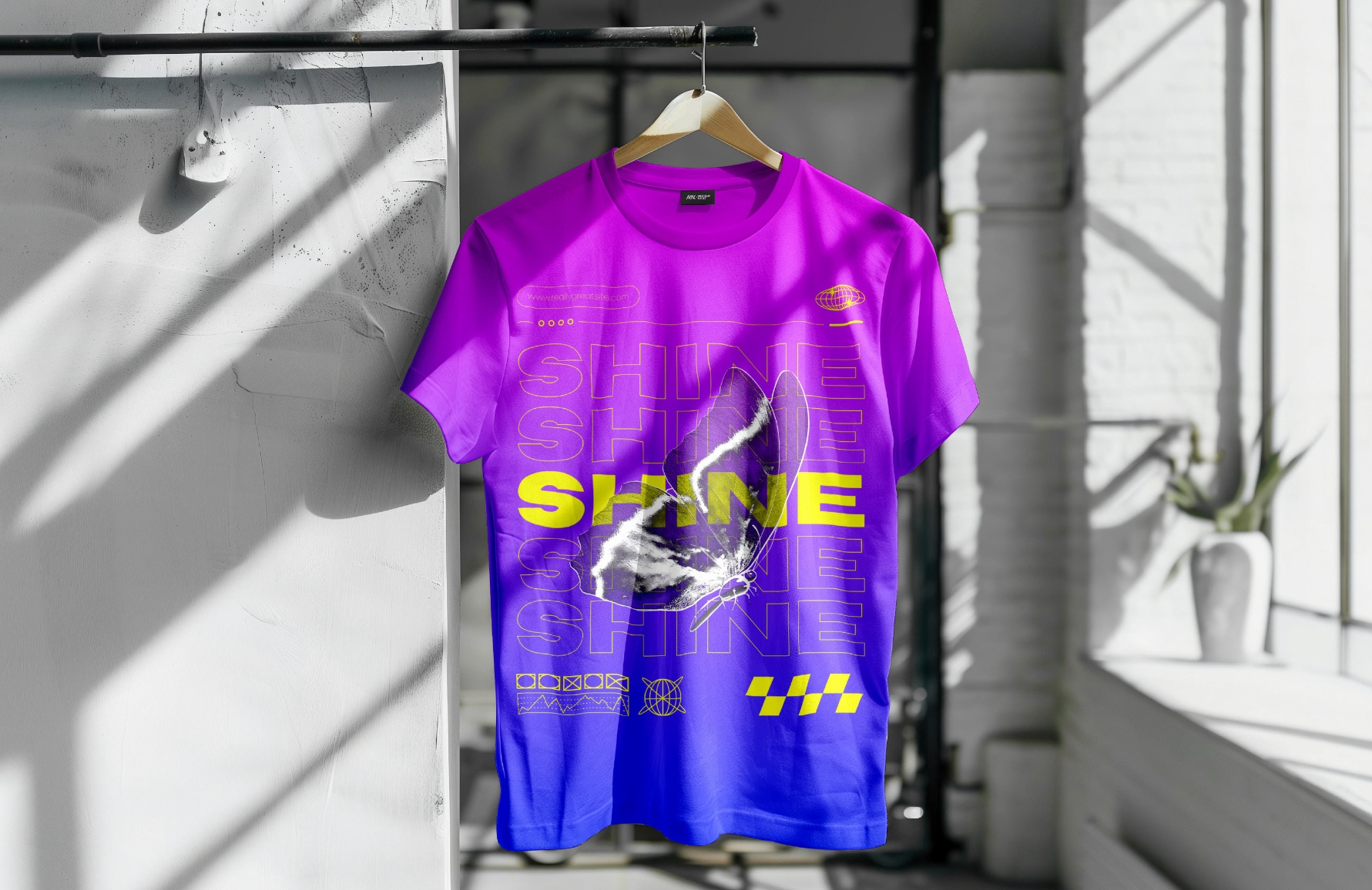 Example of Expert T Shirt | Print On Demand Designer