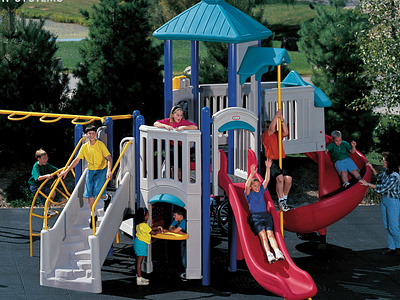 Maxplay Systems/Playground concept development conceptual renderings design function exploration manufacturing design part design product assemblies product design