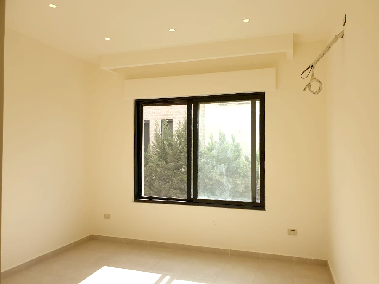 For rent Al Thahir Apartment - Image 6