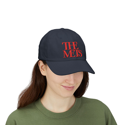 The Met Hat accessorydesign branding creativedesign designtrends fashionart fashiondesign fashionillustration fashioninspiration fashionphotography glamour graphic design hatfashion illustration metgala motion graphics redcarpetstyle scarlettjohansson statementpiece vector