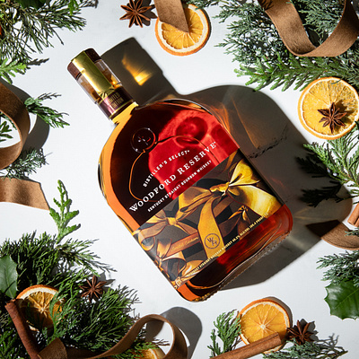 Woodford Reserve's Seasonal Edition X Kelly Smith alcohol bottle design label packaging realistic