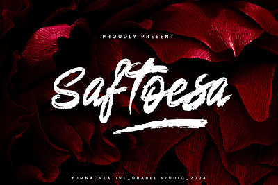 Saftoesa – Brush Font brush classic design feminime font handwritten illustration lettering modern new old rough script textured trend typeface typography ui vintage web