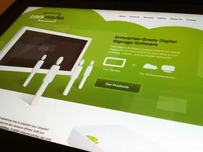 Digital Signage Website depth elegant seagulls green icons illustrations web website