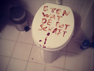 Eten wat de pot schaft. art school burobraaf creative kunstacademie poo shit typo typografie typography