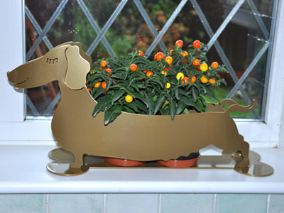 Plant Pot Holder dog metal powder coated