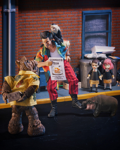 Have you seen this kitty? ace ventura alf anya forger bandai figuarts moo deng neca photography spy x family toy photography toyphoto