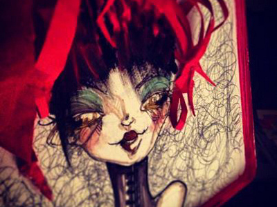 Medusa 3d acrylic black colors drawing eyes face girl hair illustration ink markers medusa paint paper pattern red woman