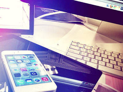 Workspace apple designing desk display ios ios7 ipad iphone macbook office work workspace