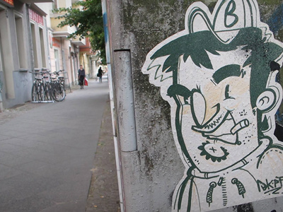 paste up alles berlin bkopf bkopfone friedrichshain gut paste street streetart up wird