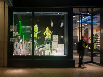 Nike Chicago Marathon store display art design typography