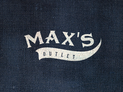 Max Outlet Logo clothing logo