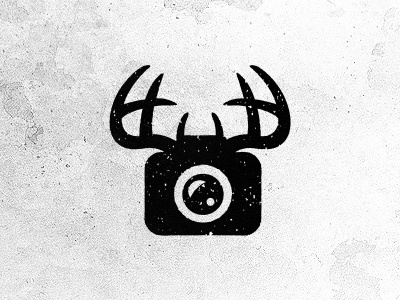 Deercam black and white camera deer icon logo