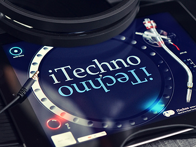 iTechno TurnTable 2 audio app dj iphone app turntable ui