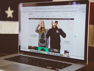 Sevenly.org clean ecommerce fashion minimal white