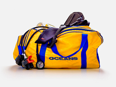 Oceans Bag app diver oceans scuba underwater yellow