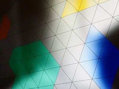 Some shapes on a grid blur grid transparant