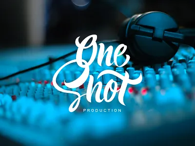 Lettering - One Shot production calligraphie font hand lettering lettering type typo