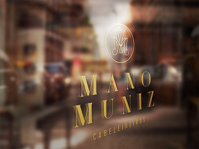 Mano Muniz Hairdresser foil hair haircut luxury m m m monogram scissor