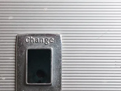 Change 10 cents vending vintage