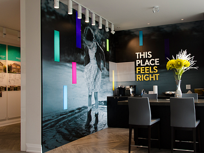 Environmental Design for Quinn's Pointe display environmental interior led photo sales centre vinyl