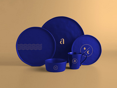 aQUALUNA Dinnerware aqua branding brasserie class identity luna navy restaurant