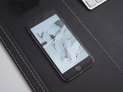 Minimal Product App Mockup app commerce iphone minimal ui